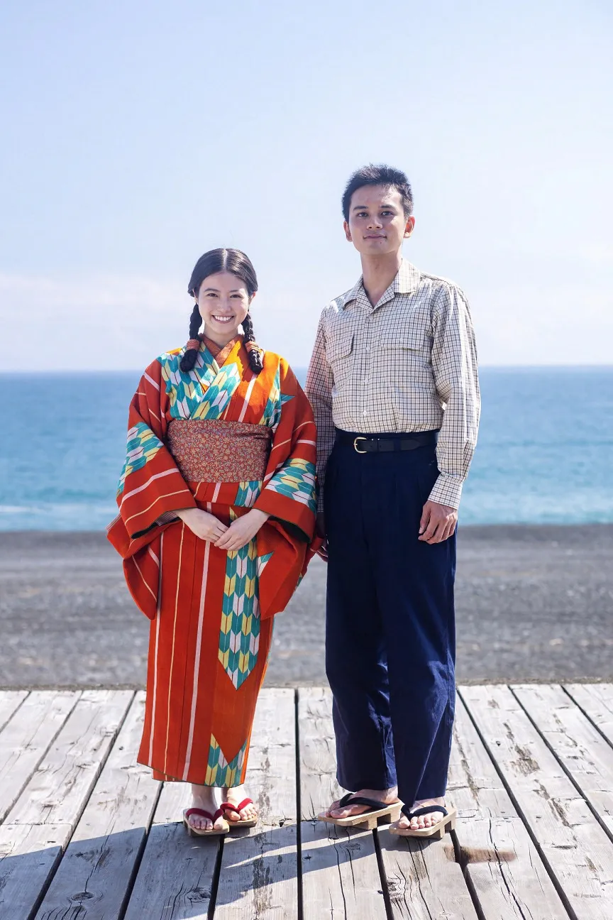 【写真】高知でクランクインし、笑顔を見せる今田美桜、北村匠海