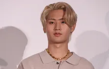 HiHi Jets猪狩蒼弥、「恋僕」愛が炸裂…スマホケースにステッカー