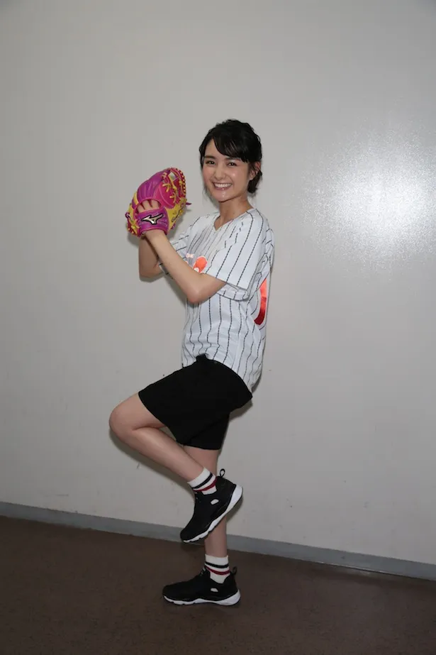 葵は「初めて甲子園に来たのがファーストピッチだったのは、すごく光栄でしたし、楽しかったです」と笑顔を見せる