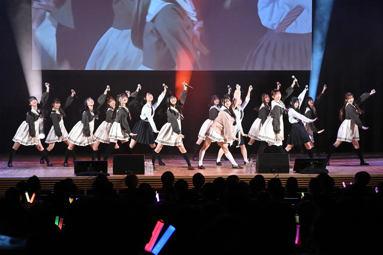 ドラマ「星屑テレパス」ファンイベント「ボナヴー!!　AKB48 ロケット同窓会」より