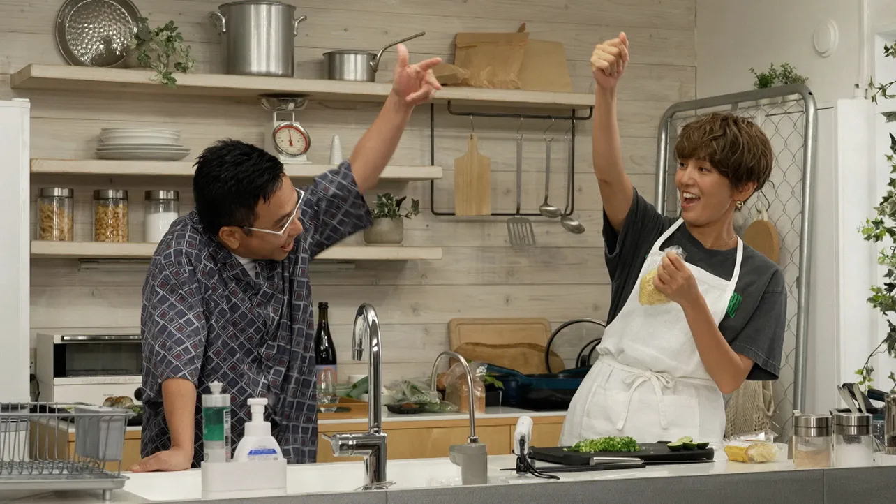 【写真】和田明日香＆八嶋智人「よくなくなくなくなくない!?」で大盛り上がり