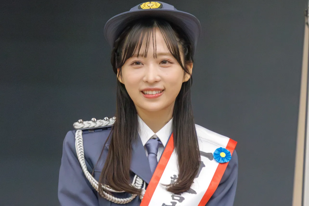 小栗有以