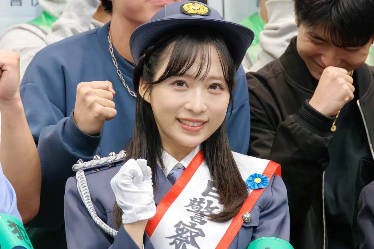 小栗有以