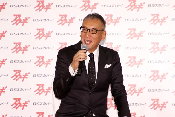 福本氏も本作にカメオ出演。「監督から『もっと派手に苦しんでくれ』と求められ、駿河さんに負けない顔芸をしておりますのでそちらもお楽しみに(笑)」