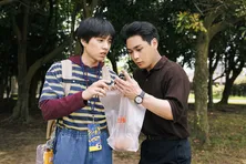 柳楽優弥“洸人”&坂東龍汰“美路人”&佐藤大空“ライオン”、3人の生活はトラブルの連続で…「ライオンがいません！」＜ライオンの隠れ家＞