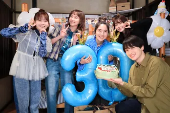 仁村紗和、30歳のバースデーサプライズに感動「幸せすぎます!」 堀田真由ら共演者が祝福<若草物語>