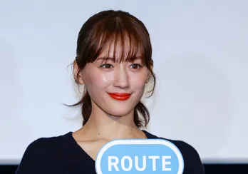 綾瀬はるか、大沢一菜からのサプライズの手紙に涙&大笑い「最高に面白くて愛のある手紙」