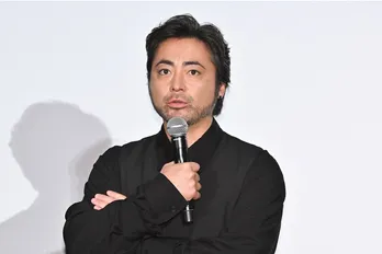 正統派イケメンから個性派俳優へ…山田孝之が41歳に “異形の存在”怪演の「七夕の国」では“顔を見せない”演技披露