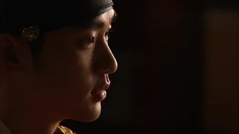 キム・スヒョン“フォン”、ついに真実を掴み取る 残酷な運命への絶叫が空に響き渡る第16話<太陽を抱く月>