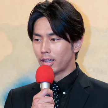 “アパ不倫”の袴田吉彦に小倉優子が冷めた表情で詰問「どういう気持ち?」