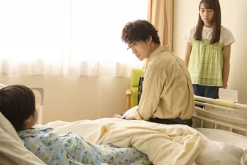 松下洸平“牧野”、心疾患の子供を持つ家族を救う姿に「涙が止まらなかった」「心に響きます」の声<放課後カルテ>