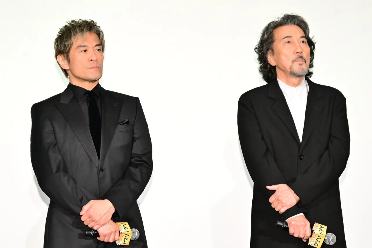 【写真】舞台あいさつで並んで立つ役所広司、内野聖陽