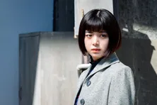 池田エライザ“リナ”、体を触る社長に水を浴びせる…大胆で強気な態度にドキドキ<海に眠るダイヤモンド>