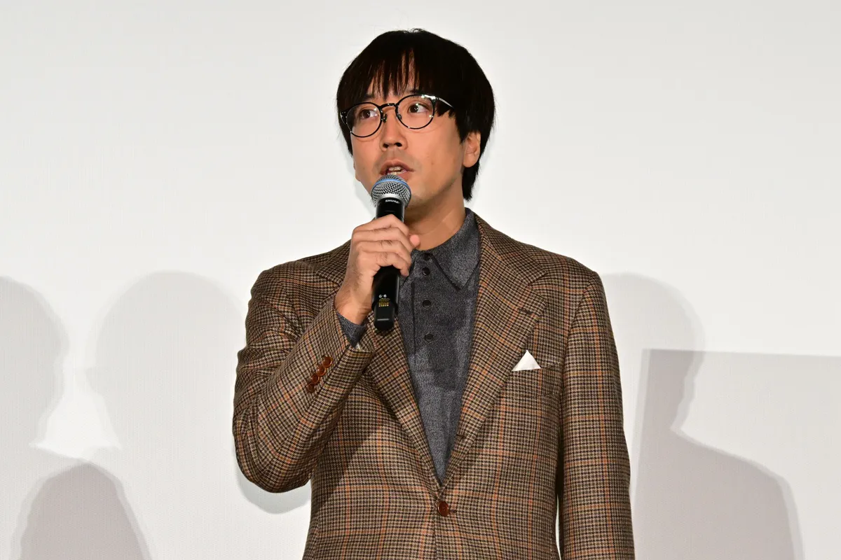 監督は映画「こちらあみ子」(2022年)が高く評価された森井勇佑が務める