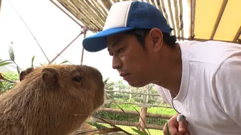 尾形貴弘「なんか俺の方が詳しくないですか?」植物に詳しい尾形、施設スタッフをノリノリでイジる<パンサー尾形のどんぶり旅>