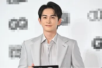 長髪から一変…町田啓太、久しぶりの短髪姿に「すごく新鮮」「長いのも短いのも似合うの羨ましい」の声 志尊淳からもコメント