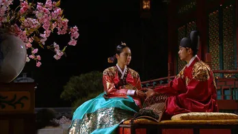 キム・スヒョン“フォン”が噛みしめる勝利の味はあまりに苦い… 多くを失って取り戻した、あるべき未来<太陽を抱く月>