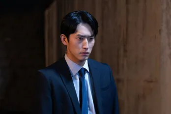 杉野遥亮“利己”、父の死の真相を知った白石麻衣“倫子”に寄り添う姿に「優しい顔してた」「ナイスアシスト」の声<オクラ>