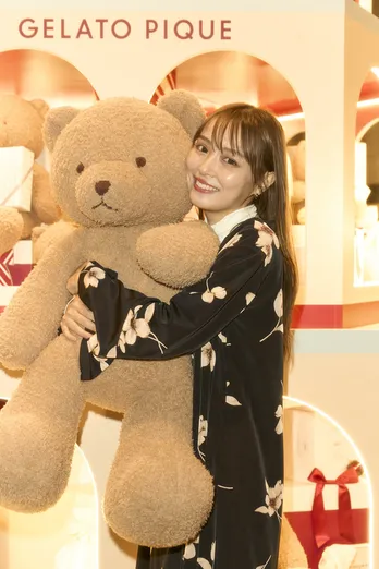 内田理央、クリスマスは女子4人でパーティー「みんな色違いの着ぐるみを買って準備しています！」