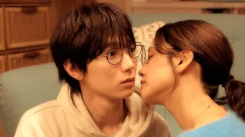 七五三掛龍也“坂元”の優しさに触れた山崎紘菜“絢香”が積極的な行動＜私たちが恋する理由＞