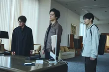 桐谷健太“栗山”、黎架“真澄”を守るため一世一代のスクープを打ち出す…ゴシップエンターテインメントが完結＜Qrosの女＞