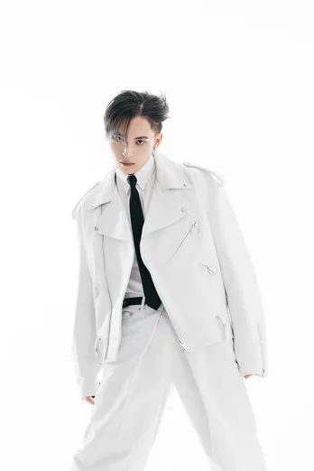 Novel Core新曲「UNDEFEATED」<RIZIN DECADE>ABEMAオリジナルテーマソングに決定“何度も負けてもやめなきゃ無敗”