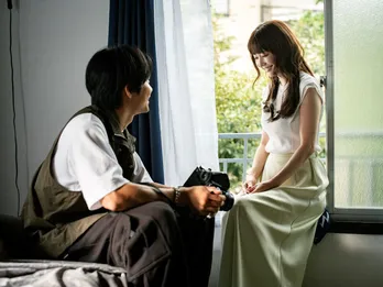 佐藤寛太“晴人”、倉科カナ“愛里紗”を惑わす魅力と恋人・さとうほなみ“彩江子”に隠す事情にハラハラ<情事と事情>