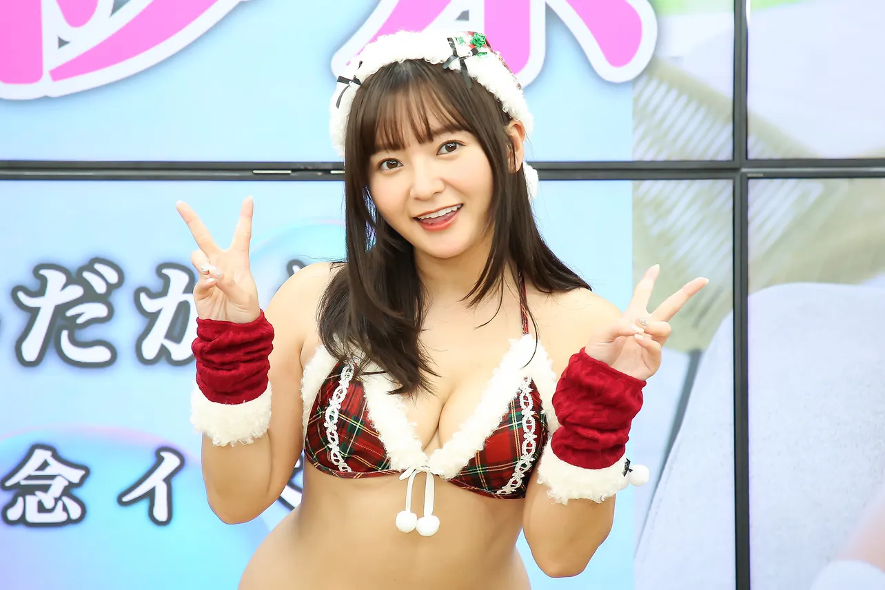 西永彩奈がDVD発売記念イベントを開催