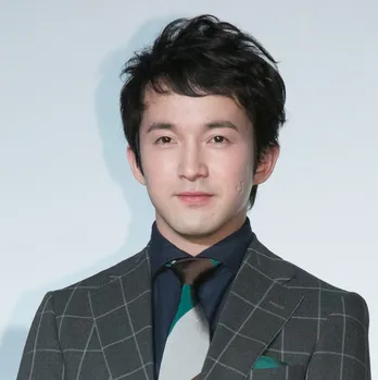 浅利陽介、共演した女優と「過去、付き合ったこともありますね」