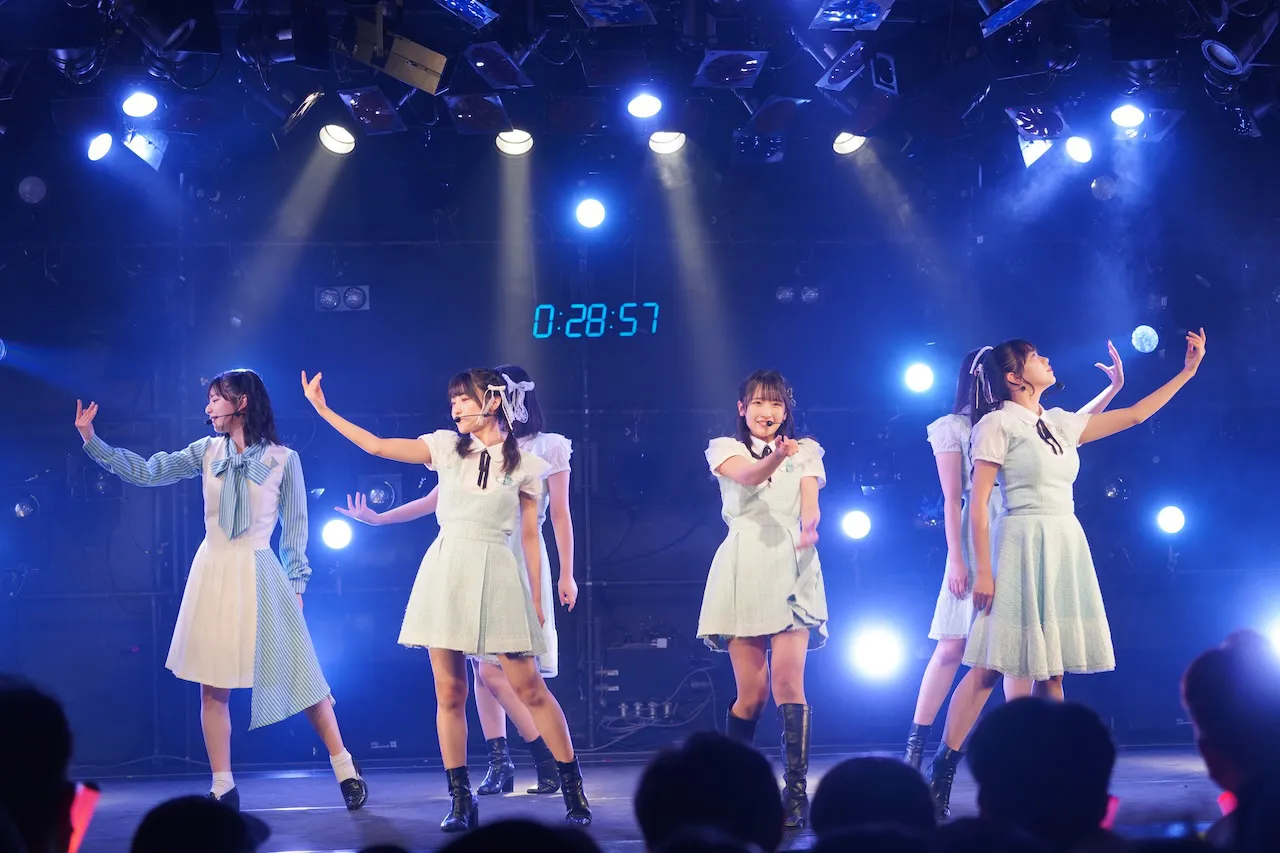 STU48が広島クラブクアトロでカウントダウンライブを行った