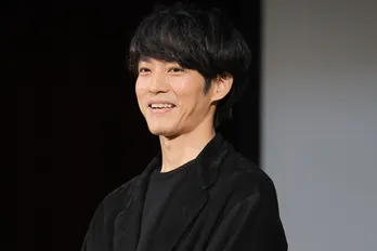 松坂桃李、時代劇衣装のまま喫茶店へ「店員さんに不思議な顔をされました(笑)」
