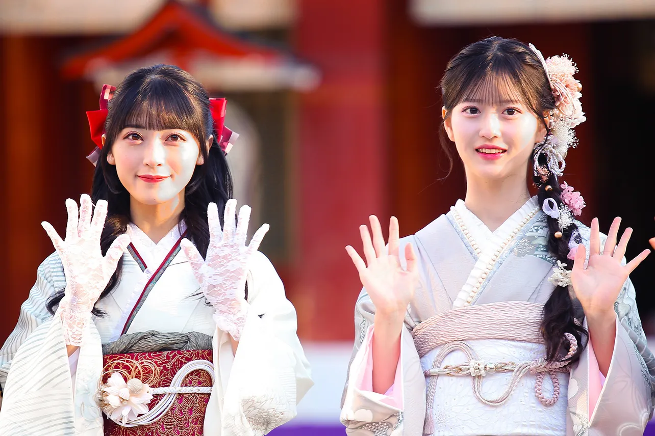 佐藤綺星、八木愛月