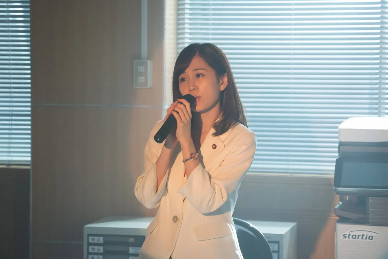 【写真を見る】前田敦子はドラマ内で得意の“ダンス”と“歌”を披露！