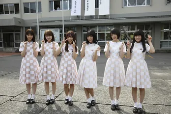 西野七瀬ら乃木坂46メンバーが一日女子高校生に!