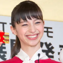 中条あやみ、食リポで謎過ぎる発言「ブンタカタロス」