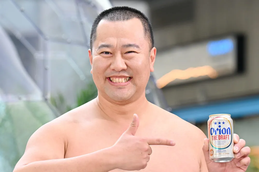 とにかく明るい安村