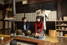 馬場ふみか“アリスさん”が片山萌美“マコ”に恐縮…佐藤瑠雅“晴海”は自分の思いをぶつける＜アリスさんちの囲炉裏端＞