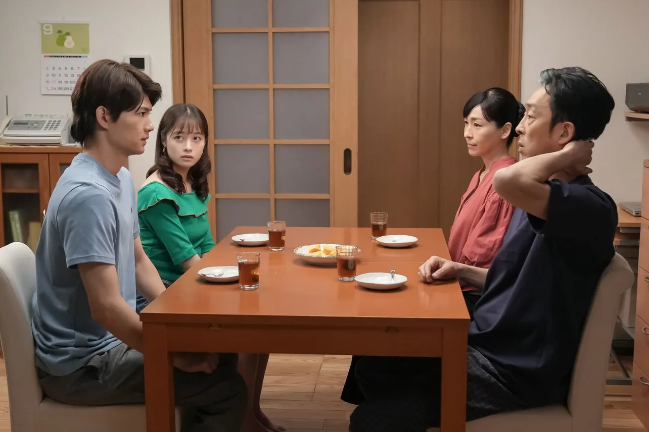 【写真】翔也(佐野勇斗)、結(橋本環奈)が見守る中脱サラしたいと宣言