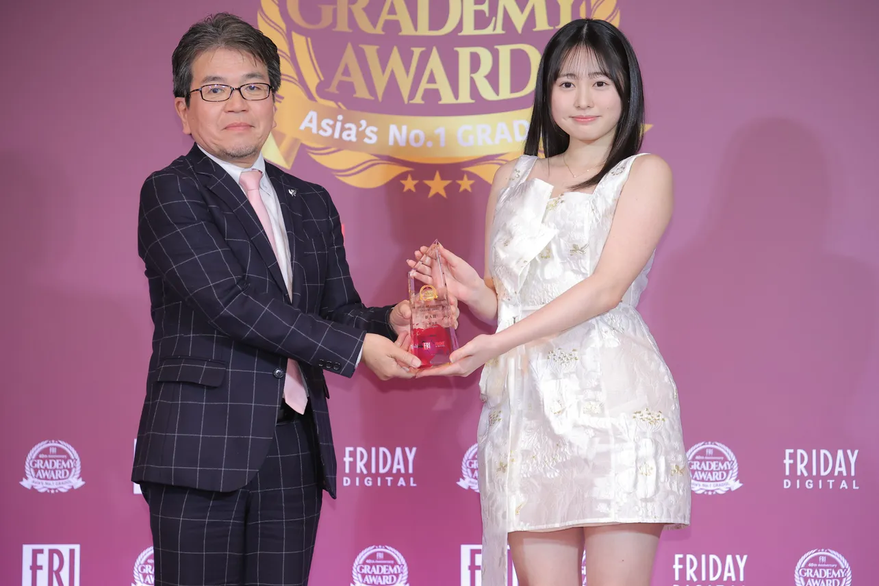 FRIDAY創刊40周年記念企画「グラデミー賞発表・受賞セレモニー会見」より