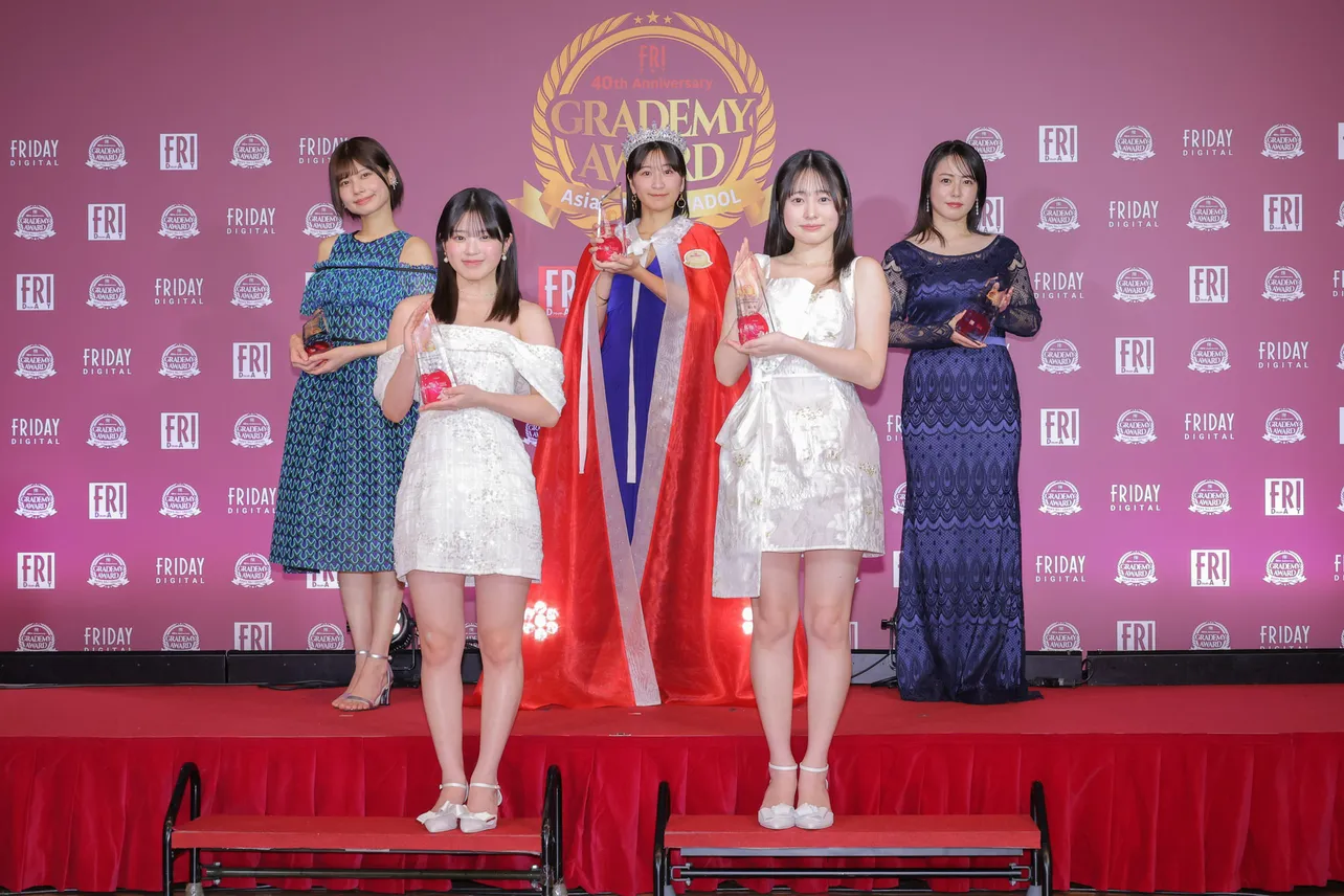 FRIDAY創刊40周年記念企画「グラデミー賞発表・受賞セレモニー会見」より