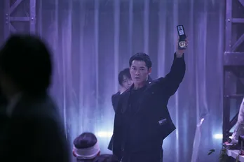 般若“伊弉諾”、自身の息子を人質に取った風間俊介“安堂市長”に宣言「俺はラッパーだ」＜警視庁麻薬取締課 MOGURA＞