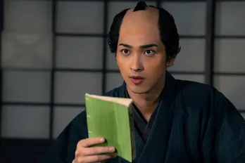 横浜流星“蔦重”の葛藤を聞いた中村隼人“平蔵”の粋な返しに視聴者注目＜べらぼう＞