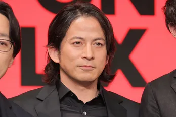 岡田准一、ネトフリ新作でプロデューサー務める意義「無茶ができる」 渋谷集合のロケハンも「一緒にバスに乗って」