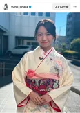 服の上からわかるスレンダー美ボディ…大原優乃、美しい晴れ着姿