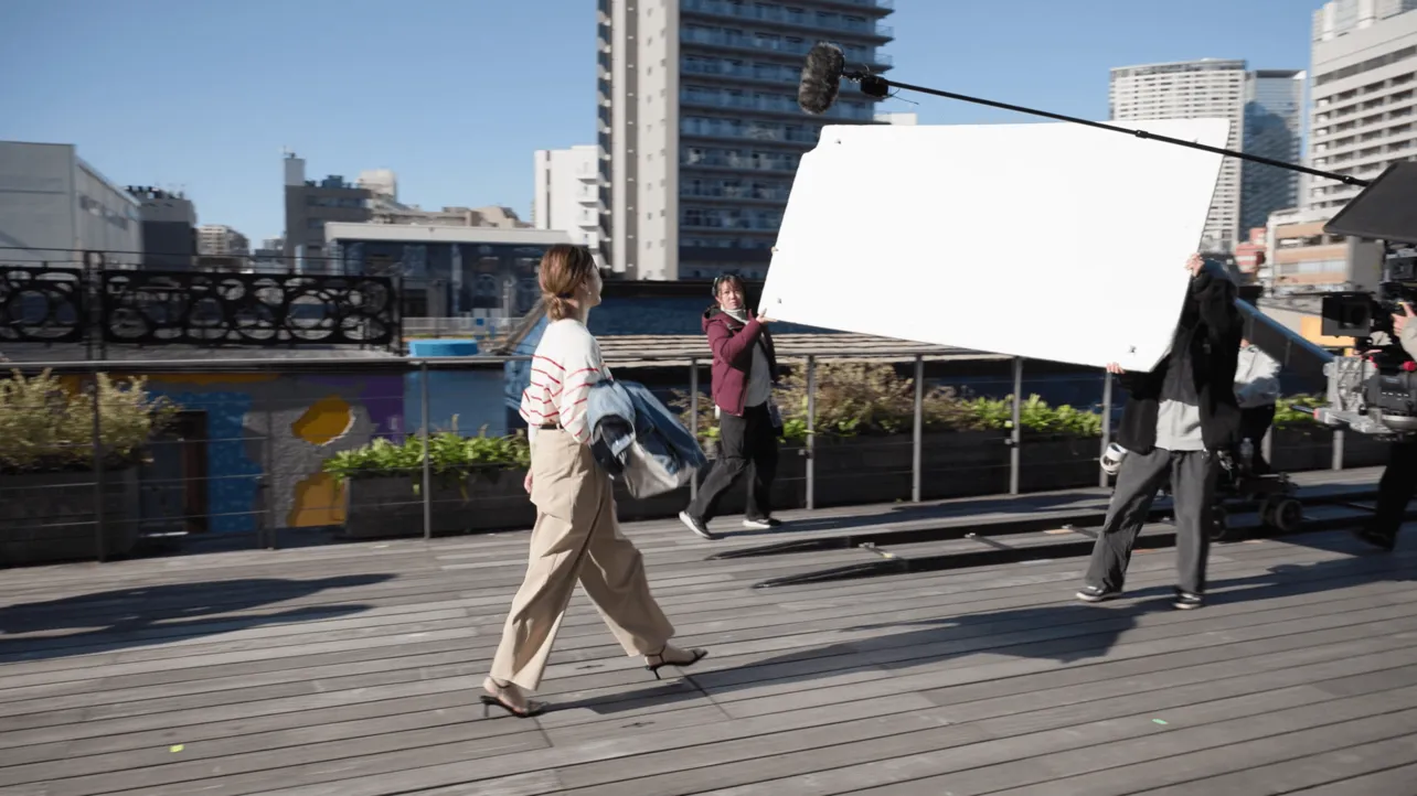 吉高由里子“ご機嫌OL”役を熱演