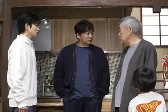 香取慎吾“一平”の父・柄本明“平蔵”が突然自宅に帰ってくるも、遺書が発見される＜日本一の最低男＞