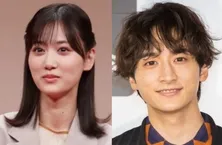 山下美月＆小関裕太、ニコニコしながらガッツポーズ　「癒される」の声＜御曹司に恋はムズすぎる＞