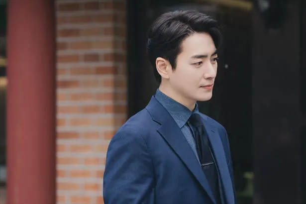 「わたしの完璧な秘書」より