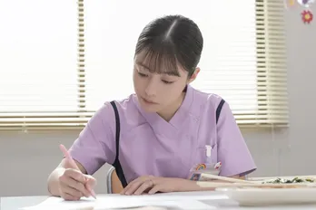 <明日のおむすび>橋本環奈“結”、食事に配慮が必要な高齢者向けの弁当を開発するべきだと考える