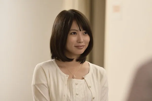 第2話で清純派人気女優・乙原ゆりを演じる志田未来